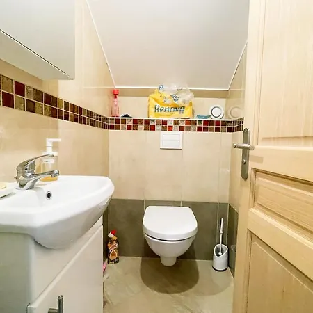 #fw The House Of Sunny Gardens Holiday home *